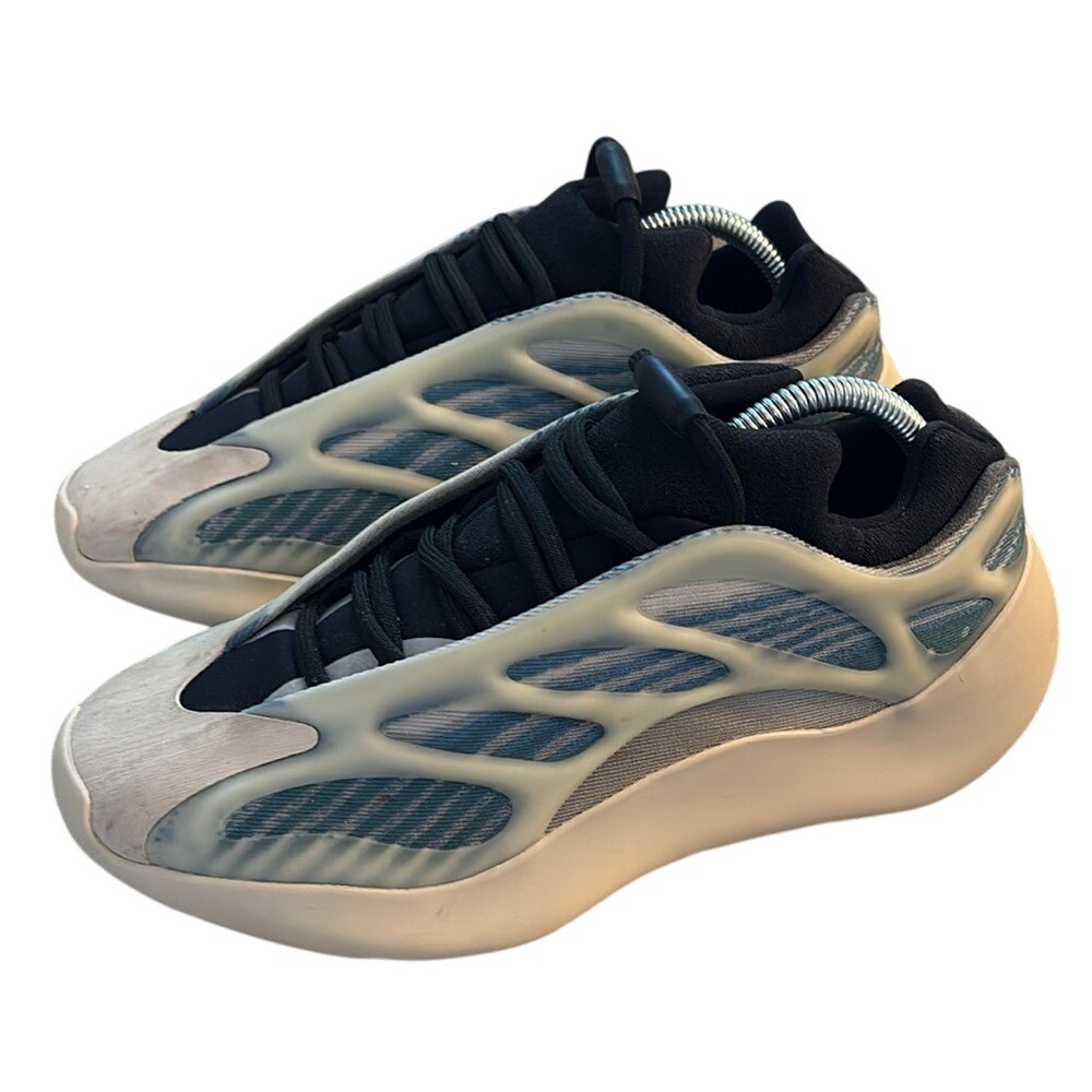 Adidas Yeezy 700 V3 Kyanite Sneakers Men's Size 7.5